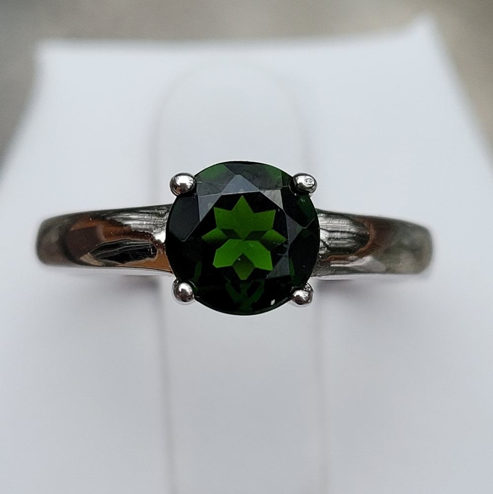 Nwot Chrome Diopside Solitaire Ring! Sterling Sil… - image 1